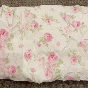 Pottery barn kids crib sheet